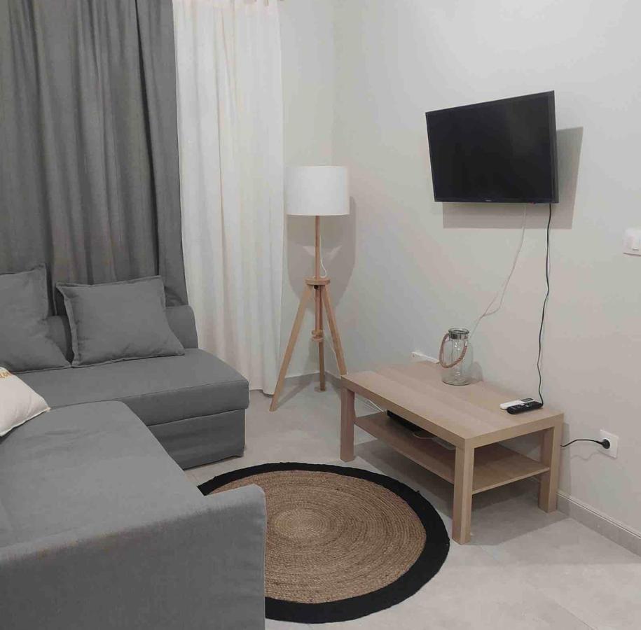 Cosy Apartment In The City Center Tesalonika Bagian luar foto