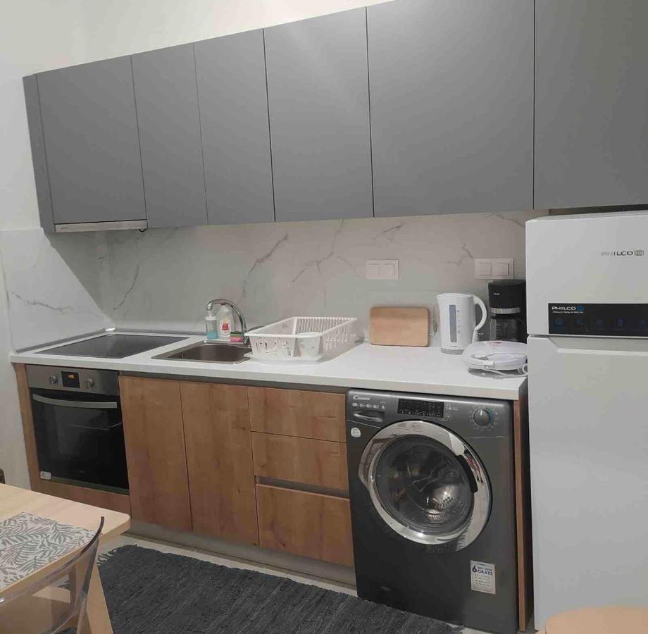 Cosy Apartment In The City Center Tesalonika Bagian luar foto