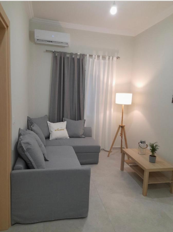 Cosy Apartment In The City Center Tesalonika Bagian luar foto